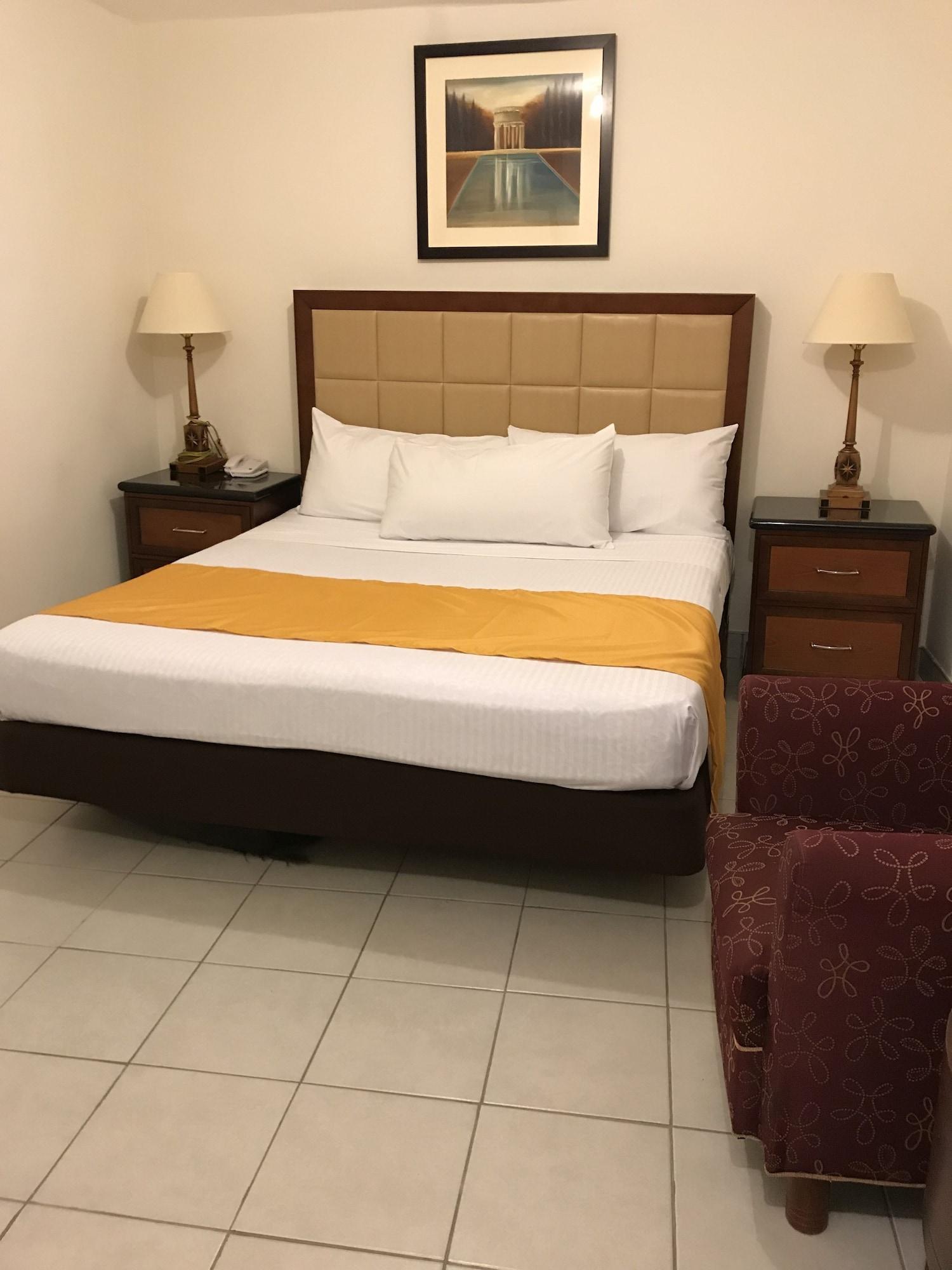 Hotel Guillen Jr Tijuana Bagian luar foto