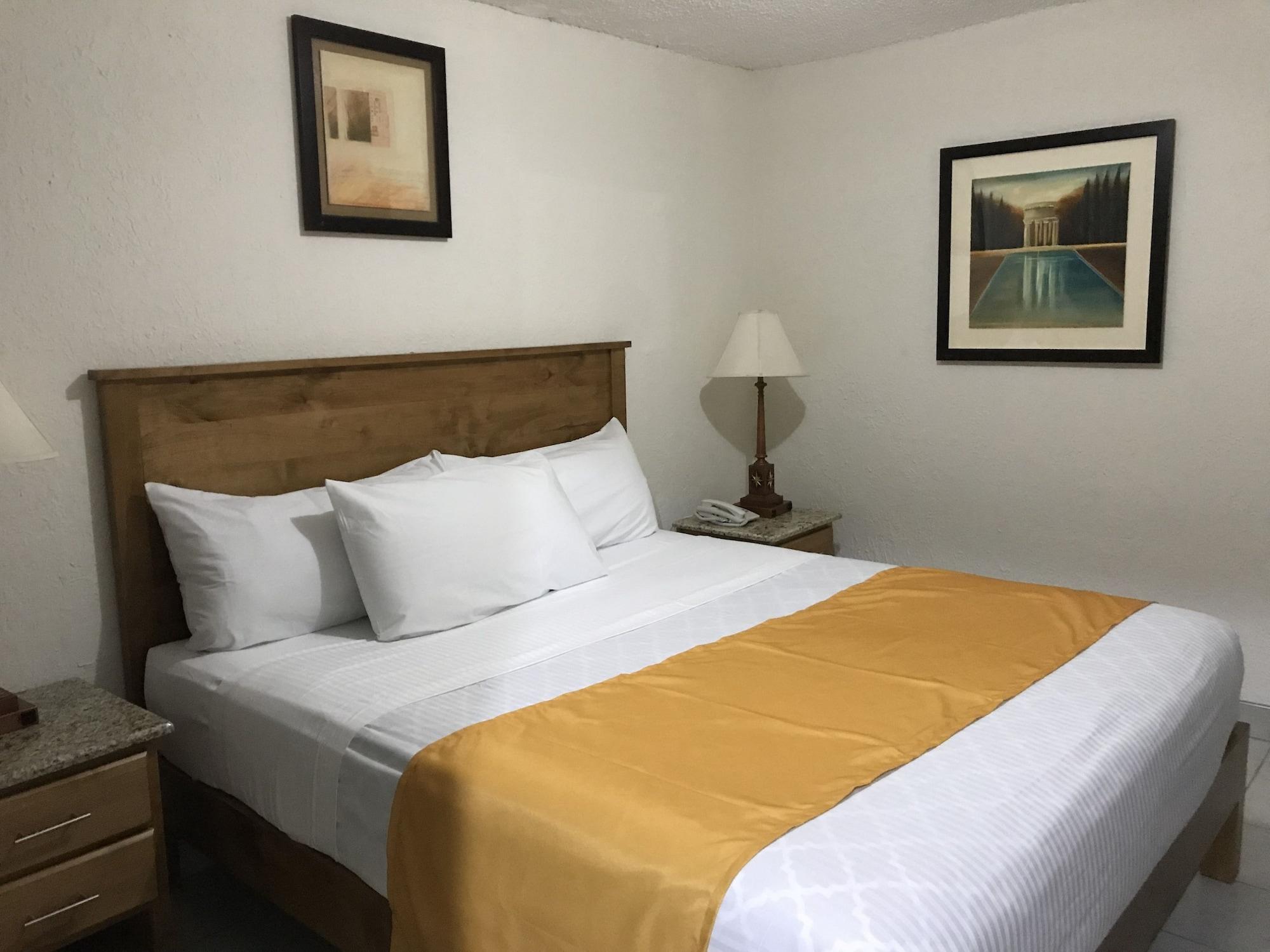 Hotel Guillen Jr Tijuana Bagian luar foto