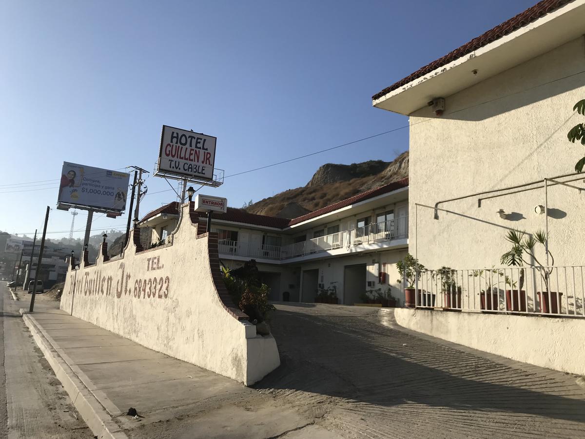 Hotel Guillen Jr Tijuana Bagian luar foto