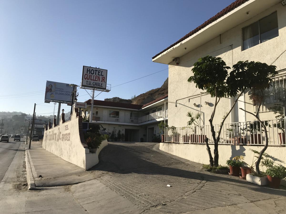 Hotel Guillen Jr Tijuana Bagian luar foto